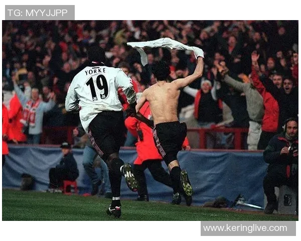 1999年巴黎对曼联的经典对决比分回顾与赛后分析 1999年巴黎对曼联的经典对决比分回顾与赛后分析