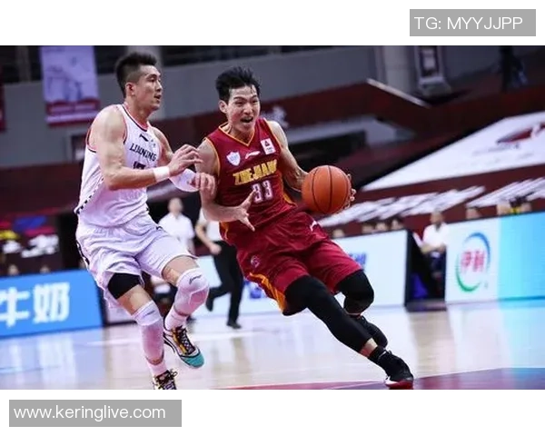 CBA季前赛精彩对决浙江队迎战广州队直播全程回顾与分析 CBA季前赛精彩对决浙江队迎战广州队直播全程回顾与分析