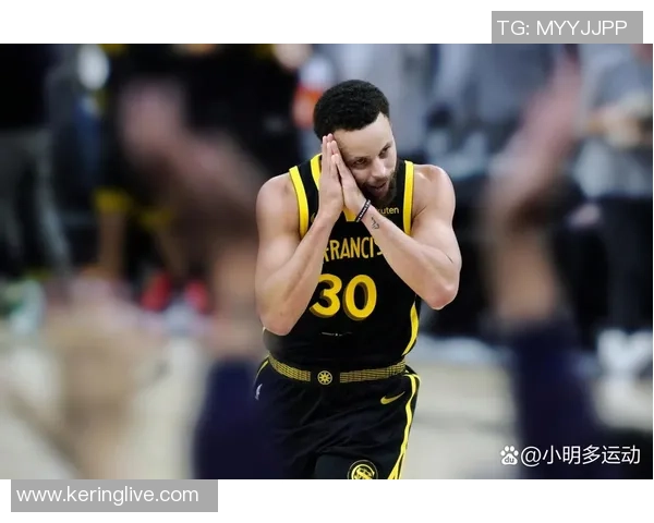 库里三分大赛决赛狂轰20球夺冠创历史新纪录引发全场欢呼 库里三分大赛决赛狂轰20球夺冠创历史新纪录引发全场欢呼